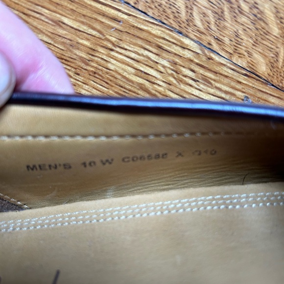 COLE HAAN NikeAir Insoles Burgundy Casual Slip On Tassel Loafers Shoes 10 W - Picture 6 of 6